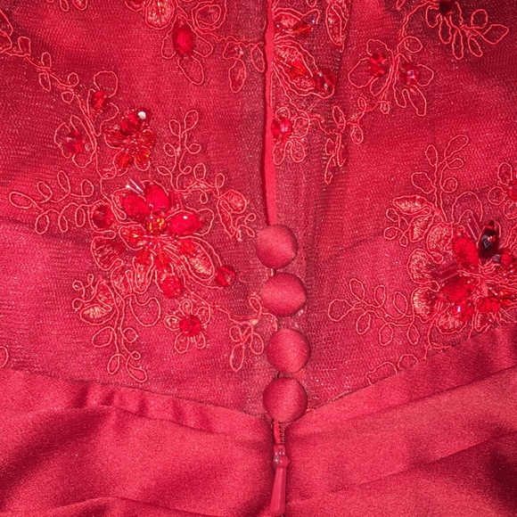 Red Prom Dress Lace and Sequins Mermaid Style - Picture 4 of 4